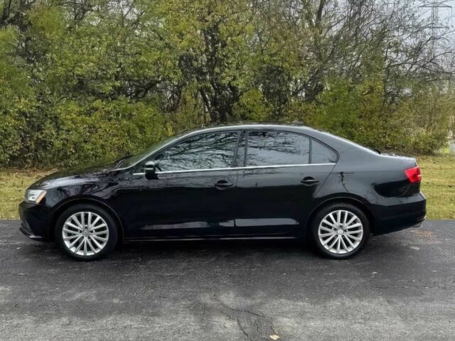 Черный Фольксваген Джетта, объемом двигателя 1.8 л и пробегом 74 тыс. км за 2000 $, фото 3 на Automoto.ua