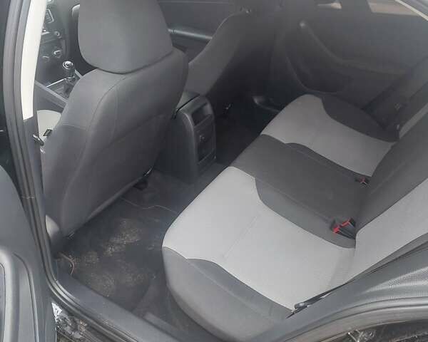 Чорний Фольксваген Джетта, об'ємом двигуна 1.4 л та пробігом 102 тис. км за 11700 $, фото 7 на Automoto.ua