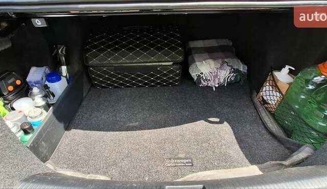 Черный Фольксваген Джетта, объемом двигателя 1.6 л и пробегом 325 тыс. км за 11000 $, фото 7 на Automoto.ua