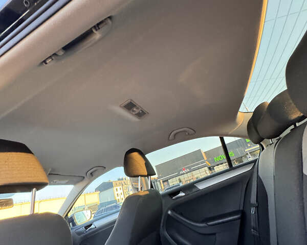 Чорний Фольксваген Джетта, об'ємом двигуна 1.4 л та пробігом 149 тис. км за 9700 $, фото 25 на Automoto.ua