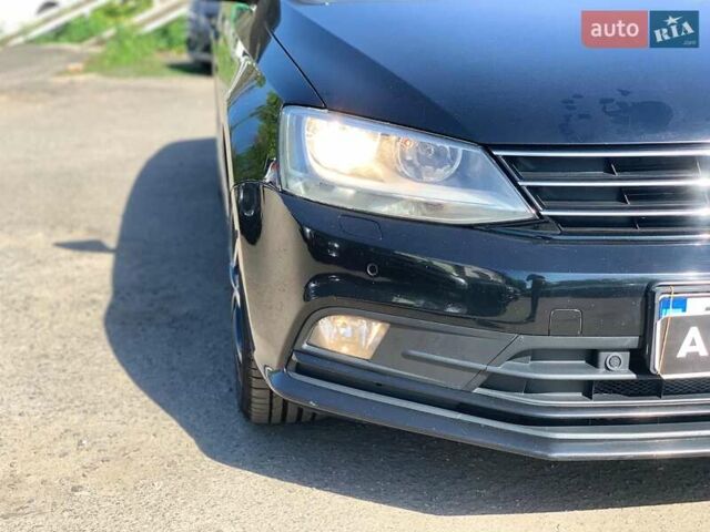 Чорний Фольксваген Джетта, об'ємом двигуна 1.6 л та пробігом 172 тис. км за 11290 $, фото 9 на Automoto.ua