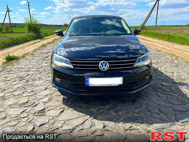 Чорний Фольксваген Джетта, об'ємом двигуна 1.6 л та пробігом 165 тис. км за 10900 $, фото 5 на Automoto.ua