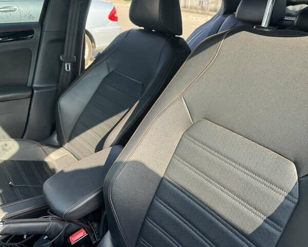 Чорний Фольксваген Джетта, об'ємом двигуна 1.98 л та пробігом 109 тис. км за 15000 $, фото 11 на Automoto.ua