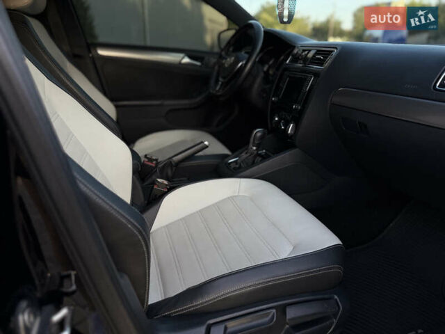 Чорний Фольксваген Джетта, об'ємом двигуна 1.8 л та пробігом 98 тис. км за 11499 $, фото 13 на Automoto.ua