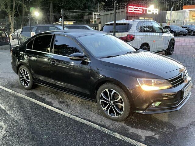 Черный Фольксваген Джетта, объемом двигателя 1.6 л и пробегом 175 тыс. км за 10777 $, фото 3 на Automoto.ua