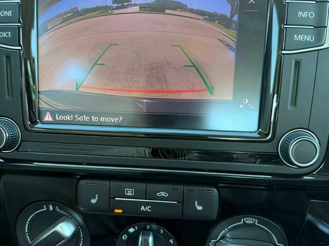 Черный Фольксваген Джетта, объемом двигателя 1.8 л и пробегом 79 тыс. км за 6200 $, фото 9 на Automoto.ua