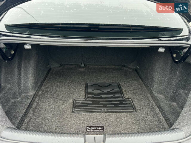 Чорний Фольксваген Джетта, об'ємом двигуна 1.4 л та пробігом 105 тис. км за 10999 $, фото 19 на Automoto.ua