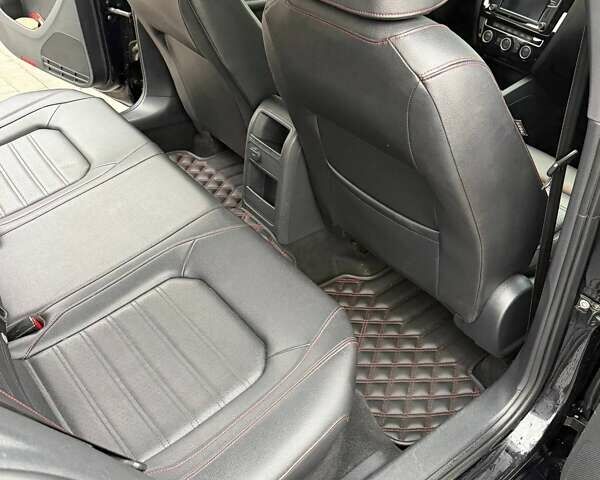 Черный Фольксваген Джетта, объемом двигателя 2 л и пробегом 175 тыс. км за 11900 $, фото 6 на Automoto.ua