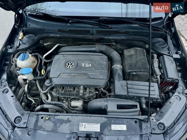 Черный Фольксваген Джетта, объемом двигателя 1.8 л и пробегом 90 тыс. км за 11500 $, фото 28 на Automoto.ua