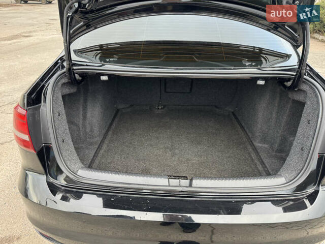 Черный Фольксваген Джетта, объемом двигателя 1.4 л и пробегом 80 тыс. км за 12200 $, фото 8 на Automoto.ua