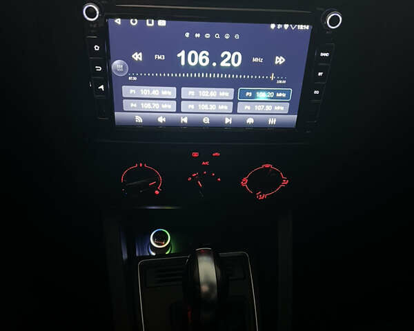 Чорний Фольксваген Джетта, об'ємом двигуна 1.4 л та пробігом 105 тис. км за 10999 $, фото 15 на Automoto.ua