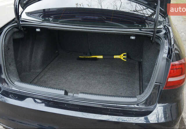 Чорний Фольксваген Джетта, об'ємом двигуна 1.4 л та пробігом 130 тис. км за 10600 $, фото 8 на Automoto.ua