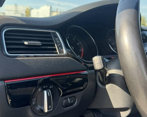 Чорний Фольксваген Джетта, об'ємом двигуна 1.98 л та пробігом 109 тис. км за 15000 $, фото 13 на Automoto.ua