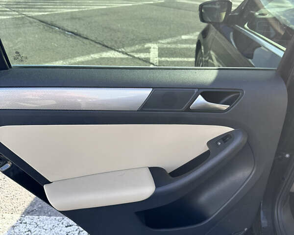 Фольксваген Джетта 2016 в Львове на Automoto.ua Черный Фольксваген Джетта, объемом двигателя 1.39 л и пробегом 121 тыс. км за 8500 $, фото 58 на Automoto.ua