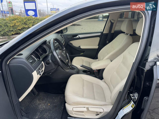 Черный Фольксваген Джетта, объемом двигателя 1.4 л и пробегом 80 тыс. км за 12200 $, фото 20 на Automoto.ua