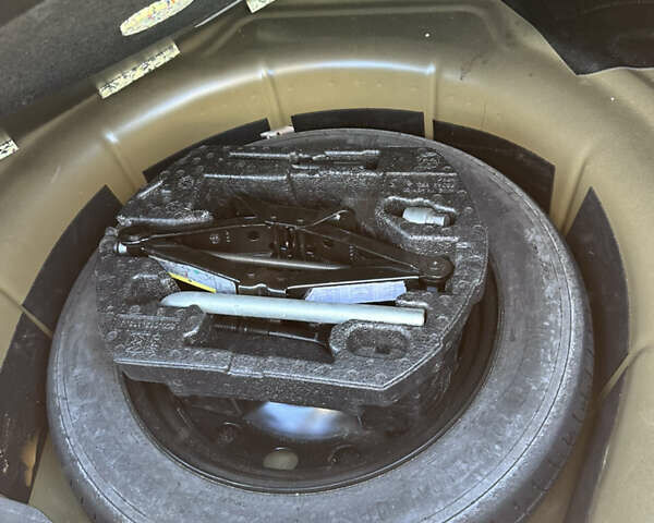 Фольксваген Джетта 2016 в Львове на Automoto.ua Черный Фольксваген Джетта, объемом двигателя 1.39 л и пробегом 121 тыс. км за 8500 $, фото 33 на Automoto.ua