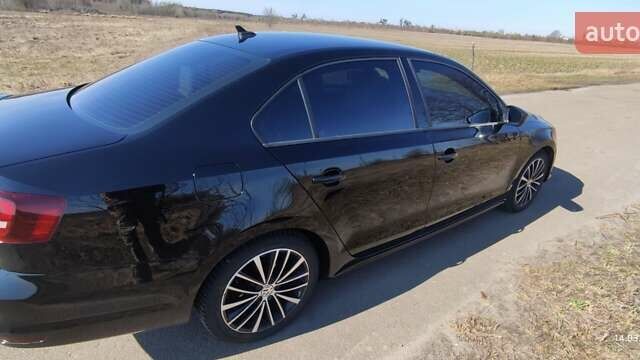 Чорний Фольксваген Джетта, об'ємом двигуна 1.8 л та пробігом 166 тис. км за 10400 $, фото 4 на Automoto.ua