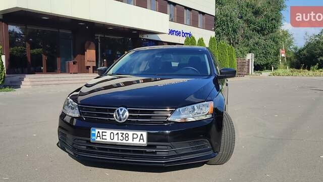 Черный Фольксваген Джетта, объемом двигателя 1.4 л и пробегом 147 тыс. км за 12000 $, фото 5 на Automoto.ua