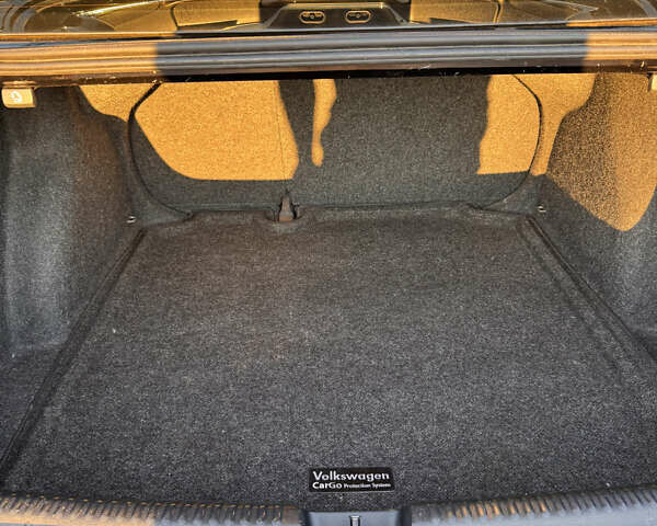 Чорний Фольксваген Джетта, об'ємом двигуна 1.4 л та пробігом 149 тис. км за 9700 $, фото 28 на Automoto.ua