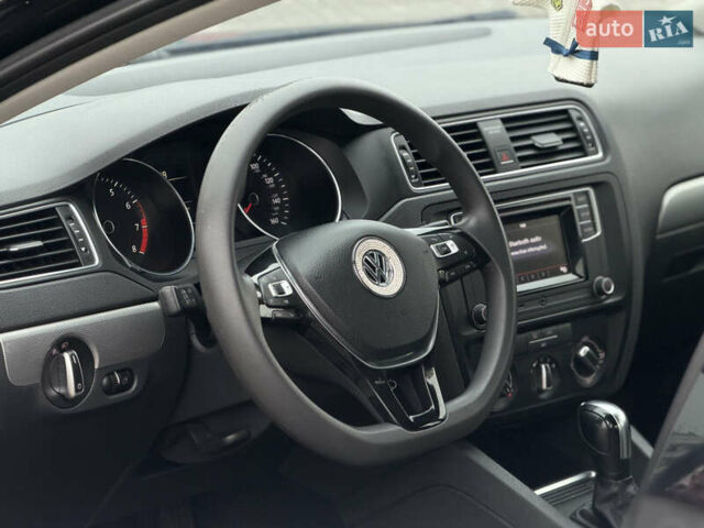 Черный Фольксваген Джетта, объемом двигателя 1.4 л и пробегом 139 тыс. км за 10800 $, фото 19 на Automoto.ua