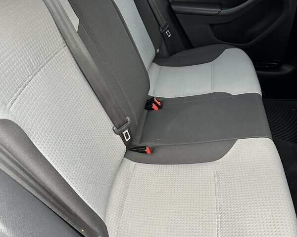 Чорний Фольксваген Джетта, об'ємом двигуна 1.4 л та пробігом 106 тис. км за 8400 $, фото 26 на Automoto.ua