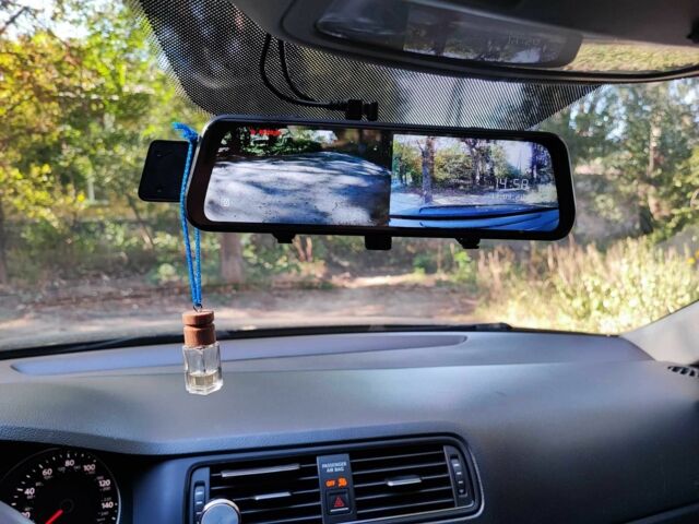 Черный Фольксваген Джетта, объемом двигателя 1.4 л и пробегом 140 тыс. км за 10399 $, фото 5 на Automoto.ua