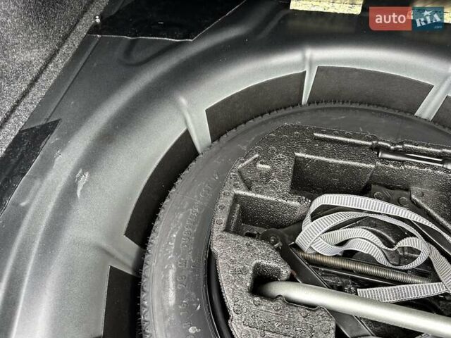 Чорний Фольксваген Джетта, об'ємом двигуна 1.4 л та пробігом 106 тис. км за 8400 $, фото 36 на Automoto.ua