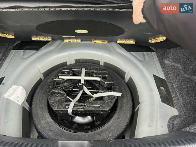 Чорний Фольксваген Джетта, об'ємом двигуна 1.4 л та пробігом 105 тис. км за 10999 $, фото 20 на Automoto.ua