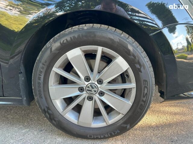 Черный Фольксваген Джетта, объемом двигателя 1.6 л и пробегом 214 тыс. км за 11740 $, фото 21 на Automoto.ua