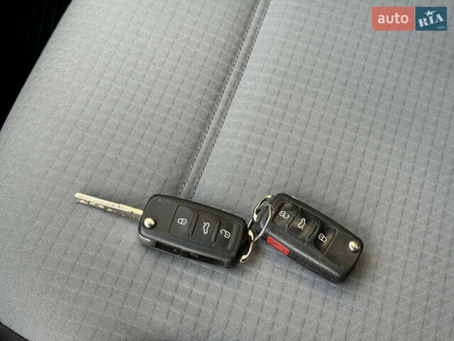 Черный Фольксваген Джетта, объемом двигателя 1.4 л и пробегом 175 тыс. км за 9550 $, фото 29 на Automoto.ua