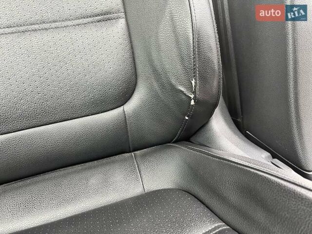 Фольксваген Джетта 2017 в Днепре (Днепропетровске) на Automoto.ua Черный Фольксваген Джетта, объемом двигателя 1.4 л и пробегом 125 тыс. км за 13000 $, фото 16 на Automoto.ua