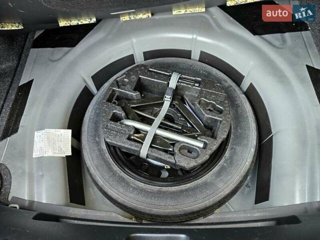 Черный Фольксваген Джетта, объемом двигателя 1.4 л и пробегом 126 тыс. км за 8900 $, фото 24 на Automoto.ua