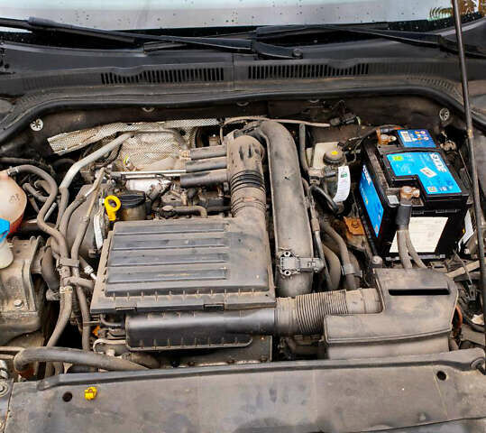 Черный Фольксваген Джетта, объемом двигателя 1.4 л и пробегом 126 тыс. км за 10500 $, фото 8 на Automoto.ua