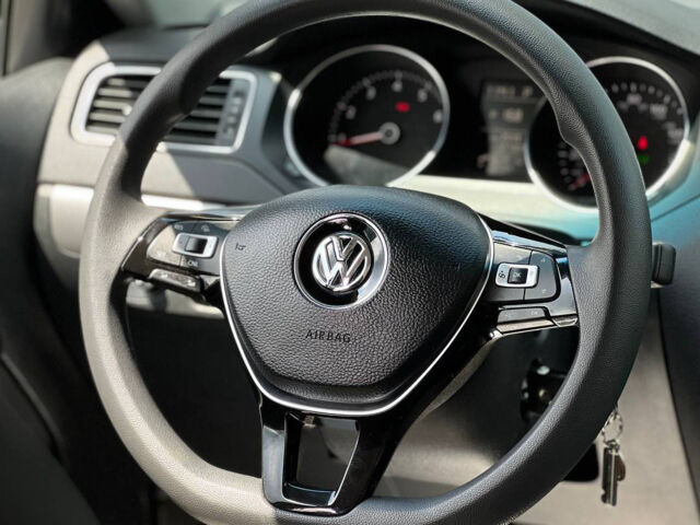 Черный Фольксваген Джетта, объемом двигателя 1.4 л и пробегом 127 тыс. км за 10400 $, фото 13 на Automoto.ua