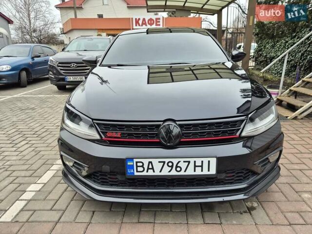 Чорний Фольксваген Джетта, об'ємом двигуна 2 л та пробігом 140 тис. км за 13000 $, фото 5 на Automoto.ua