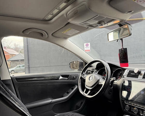 Черный Фольксваген Джетта, объемом двигателя 1.4 л и пробегом 151 тыс. км за 11000 $, фото 33 на Automoto.ua