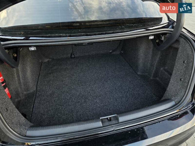 Чорний Фольксваген Джетта, об'ємом двигуна 1.97 л та пробігом 239 тис. км за 10999 $, фото 33 на Automoto.ua