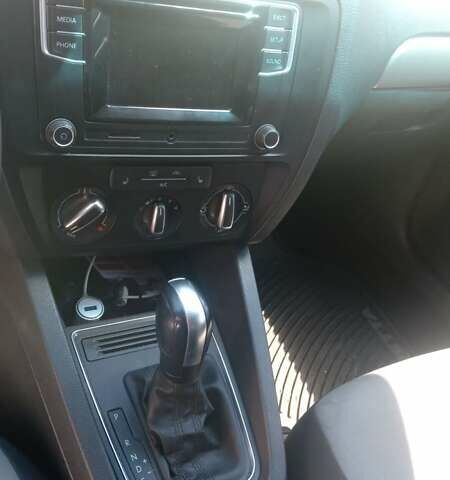 Черный Фольксваген Джетта, объемом двигателя 1.4 л и пробегом 113 тыс. км за 10000 $, фото 10 на Automoto.ua