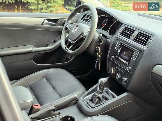 Черный Фольксваген Джетта, объемом двигателя 1.4 л и пробегом 126 тыс. км за 8900 $, фото 32 на Automoto.ua