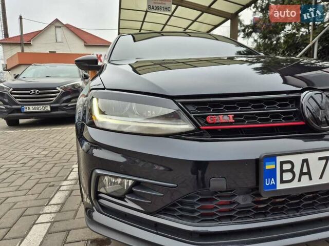 Чорний Фольксваген Джетта, об'ємом двигуна 2 л та пробігом 140 тис. км за 13000 $, фото 10 на Automoto.ua