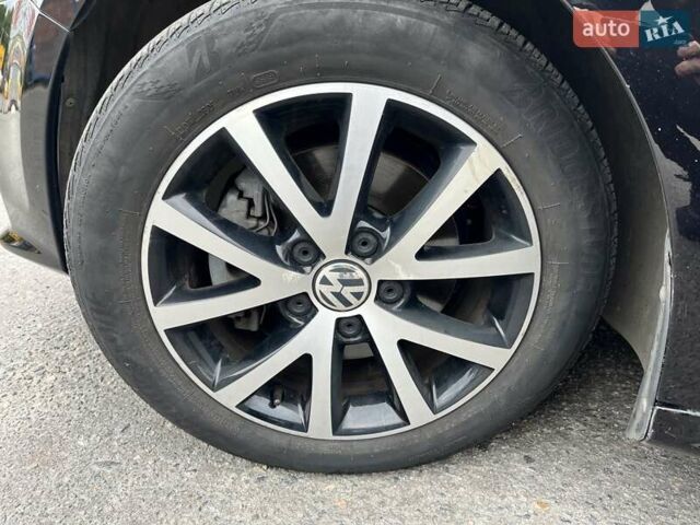 Фольксваген Джетта 2017 в Днепре (Днепропетровске) на Automoto.ua Черный Фольксваген Джетта, объемом двигателя 1.4 л и пробегом 125 тыс. км за 13000 $, фото 29 на Automoto.ua