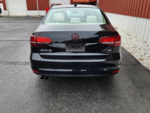 Черный Фольксваген Джетта, объемом двигателя 1.4 л и пробегом 62 тыс. км за 8900 $, фото 6 на Automoto.ua