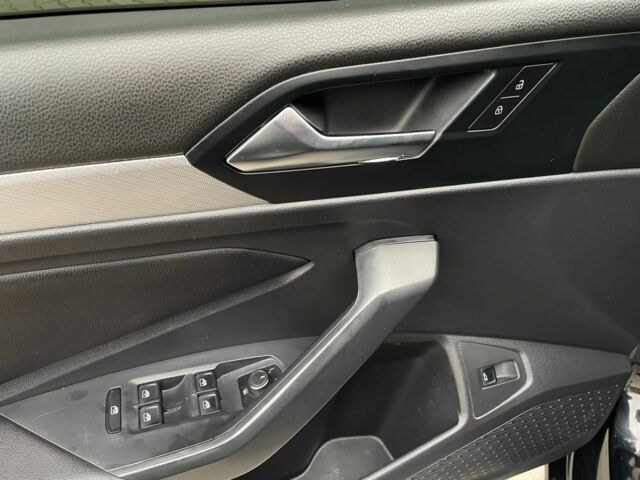 Черный Фольксваген Джетта, объемом двигателя 1.4 л и пробегом 232 тыс. км за 12500 $, фото 8 на Automoto.ua