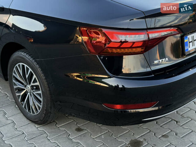 Черный Фольксваген Джетта, объемом двигателя 1.4 л и пробегом 198 тыс. км за 14800 $, фото 11 на Automoto.ua