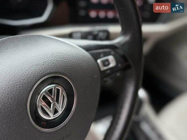 Черный Фольксваген Джетта, объемом двигателя 1.4 л и пробегом 177 тыс. км за 13500 $, фото 35 на Automoto.ua