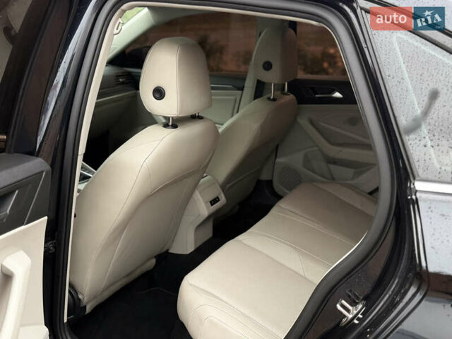 Черный Фольксваген Джетта, объемом двигателя 1.4 л и пробегом 177 тыс. км за 13500 $, фото 38 на Automoto.ua