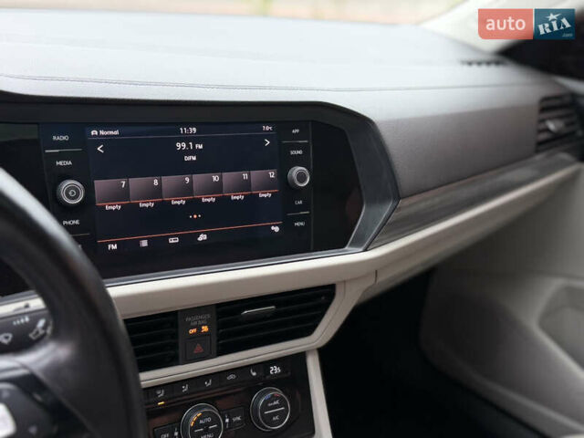 Черный Фольксваген Джетта, объемом двигателя 1.4 л и пробегом 177 тыс. км за 13500 $, фото 36 на Automoto.ua