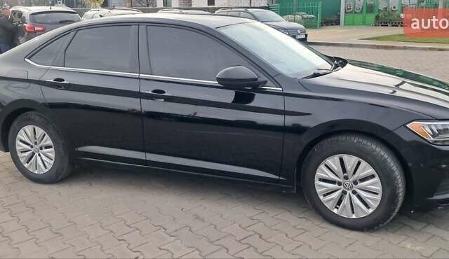 Черный Фольксваген Джетта, объемом двигателя 1.4 л и пробегом 172 тыс. км за 12000 $, фото 2 на Automoto.ua