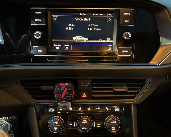 Черный Фольксваген Джетта, объемом двигателя 1.4 л и пробегом 113 тыс. км за 14900 $, фото 9 на Automoto.ua