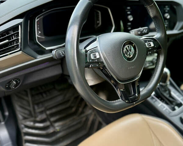 Черный Фольксваген Джетта, объемом двигателя 1.4 л и пробегом 155 тыс. км за 15350 $, фото 10 на Automoto.ua